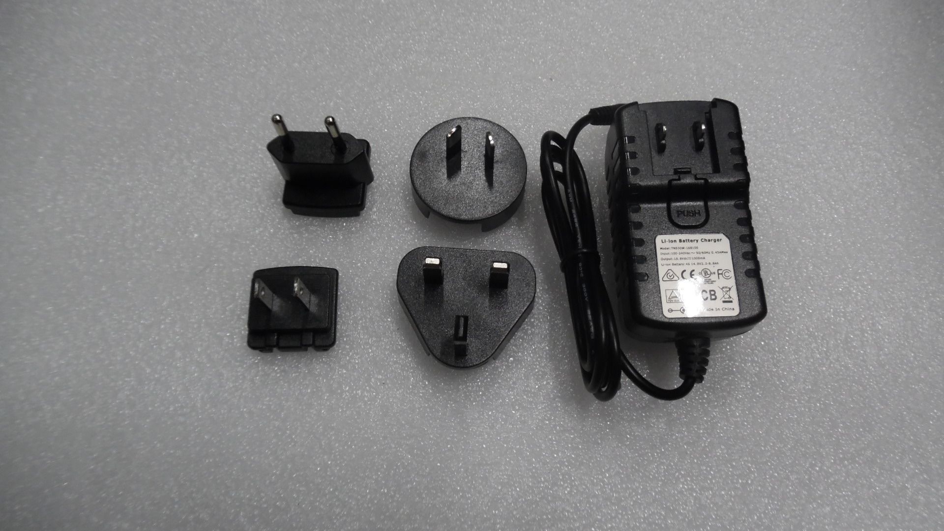 картинка Зарядное устройство (адаптер) для маски КЕДР К-704T PRO